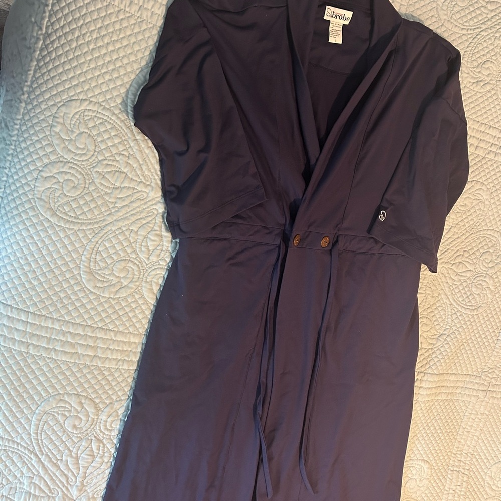 Navy Blue brobe for post operative support.